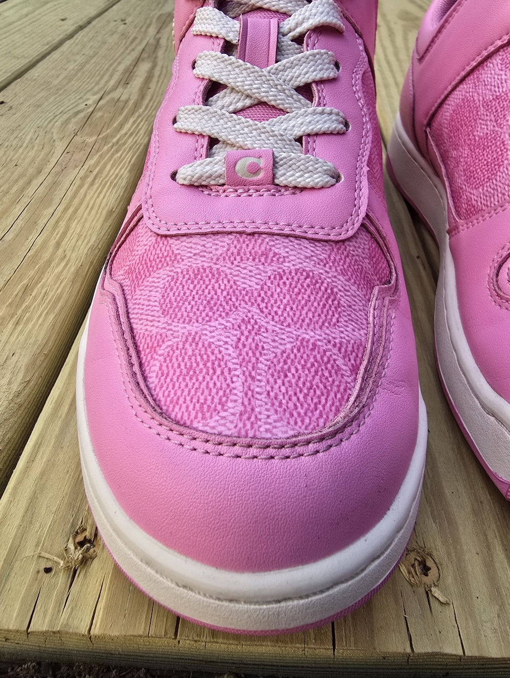 COACH Women's C201 Signature, Low Top Sneakers, Vivid Pink, Sz 8.5B - Picture 4 of 15